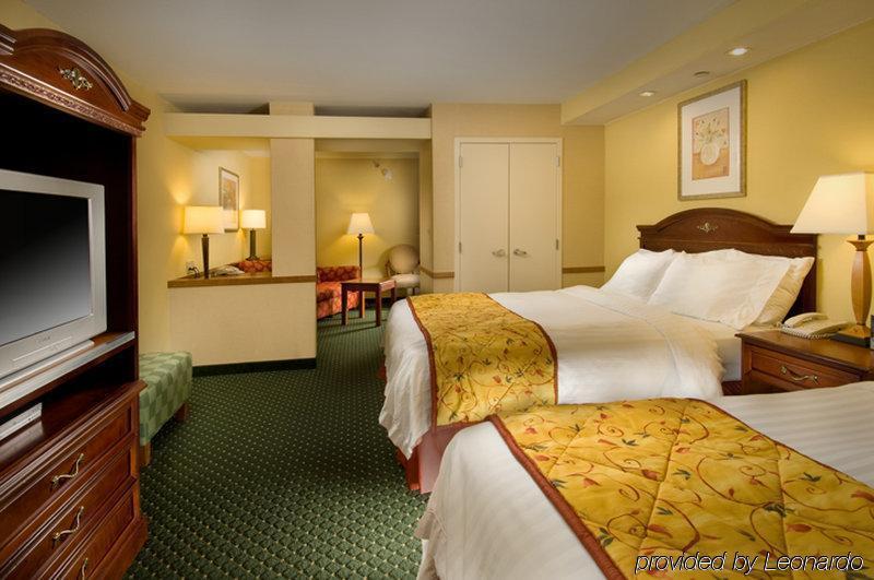 Fairfield Inn & Suites By Marriott Marshall Oda fotoğraf