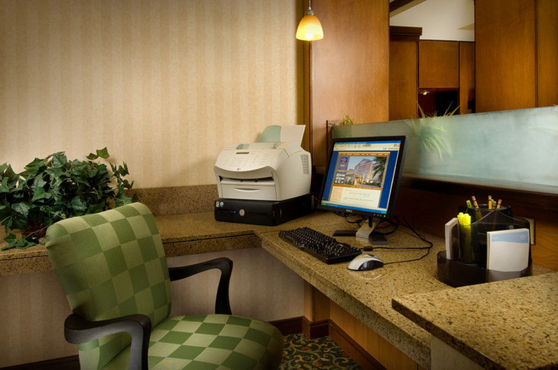 Fairfield Inn & Suites By Marriott Marshall Konforlar fotoğraf